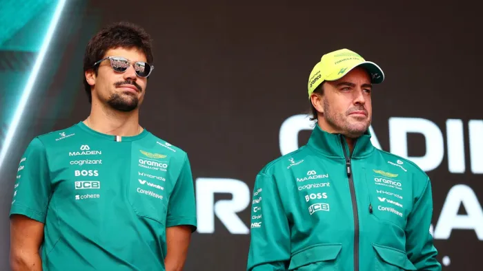 Aston Martin avisa a Fernando Alonso: "Queremos que se quede, pero si no lo hace ya tenemos un plan B"