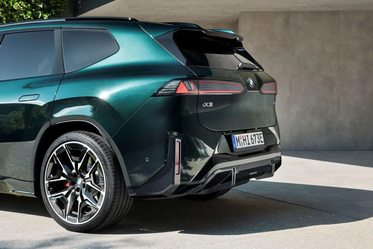 BMW ha creado un SUV eléctrico de 612 CV que hace el 0-100 en 3,9 segundos, pero lo más sorprendente es que todavía es capaz de anunciar 754 km de autonomía