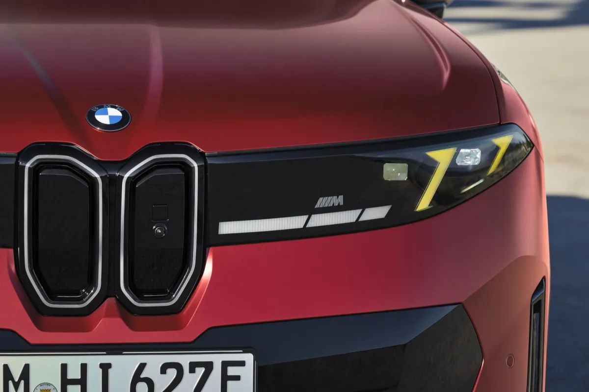 BMW iX4 2027: el BMW Serie 3 de los SUV ya está aquí y te lo puedes llevar 4x4 de serie, con hasta 612 CV, y haciendo más de 800 km sin parar a recargar
