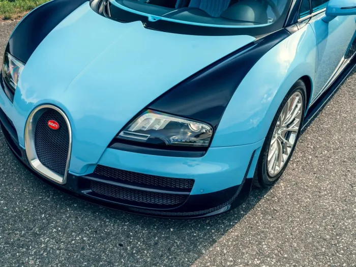 Con permiso del Veyron de Fernando Alonso, este acaba de batir el récord de precio y confirma que se está disparando el interés por los Veyron usados
