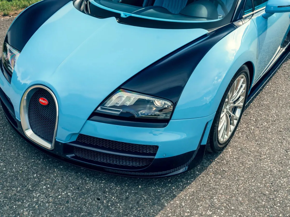 Con permiso del Veyron de Fernando Alonso, este acaba de batir el récord de precio y confirma que se está disparando el interés por los Veyron usados