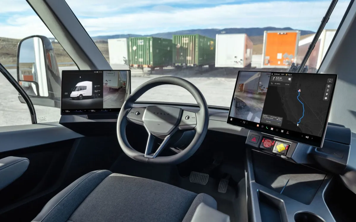Confirmado: el camión eléctrico de Tesla llega a Europa en 2027 y ya sabemos cuánta autonomía tendrá a plena carga, moviendo 40 toneladas