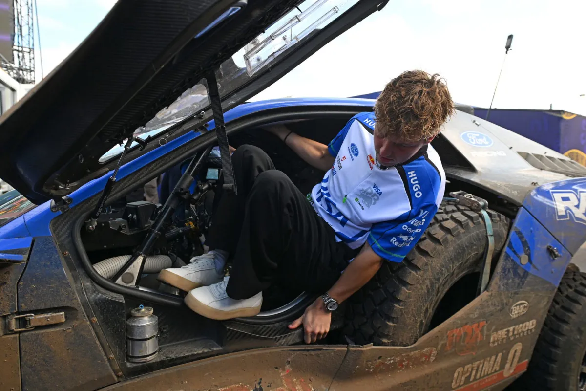 De la Fórmula 1 al Rally Dakar: Fernando Alonso no es el único que disfruta al volante de un T1+