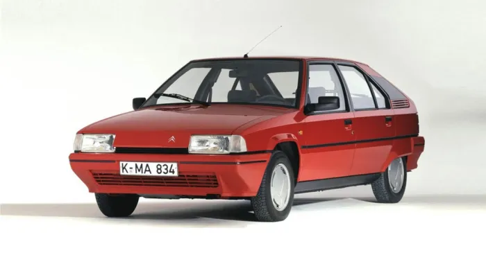 Diseñado a hachazos, nacido bajo la Torre Eiffel y moviendo a la Guardia Civil: así nació en 1982 el Citroën BX
