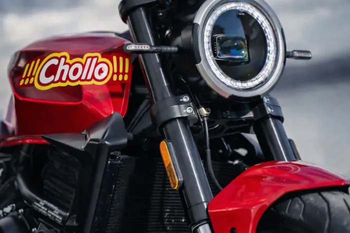 Dos cilindros, 61 CV y equipada hasta arriba, esta seis y medio es el chollo del momento, costando menos que muchas 125
