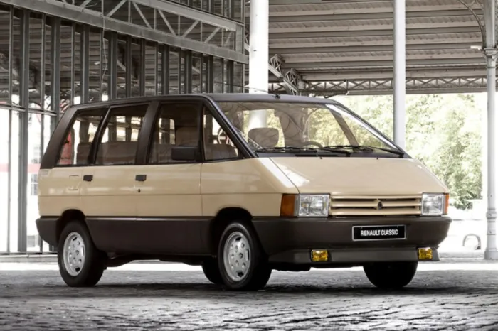 Durante 40 años Renault presumió de inventar los monovolúmenes en Europa. En realidad fue una idea que dejaron escapar Chrysler, Citroën y Peugeot