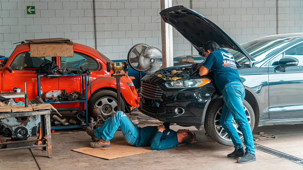 El coche eléctrico ya es un problema para los talleres, pero una ventaja para los conductores por una sencilla razón