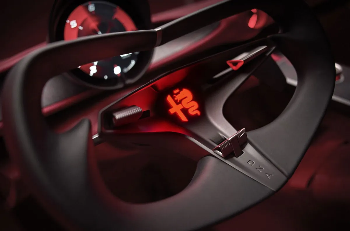 El futuro anti-UE y anti-China de Alfa Romeo son motores V6 y desconexión digital, y no podemos estar más esperanzados