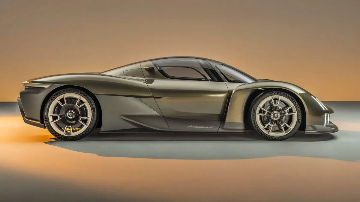 El Lamborghini Revuelto de Porsche quiere ser un deportivo con un motor bóxer de 8 cilindros y puede que ya tenga fecha de presentación