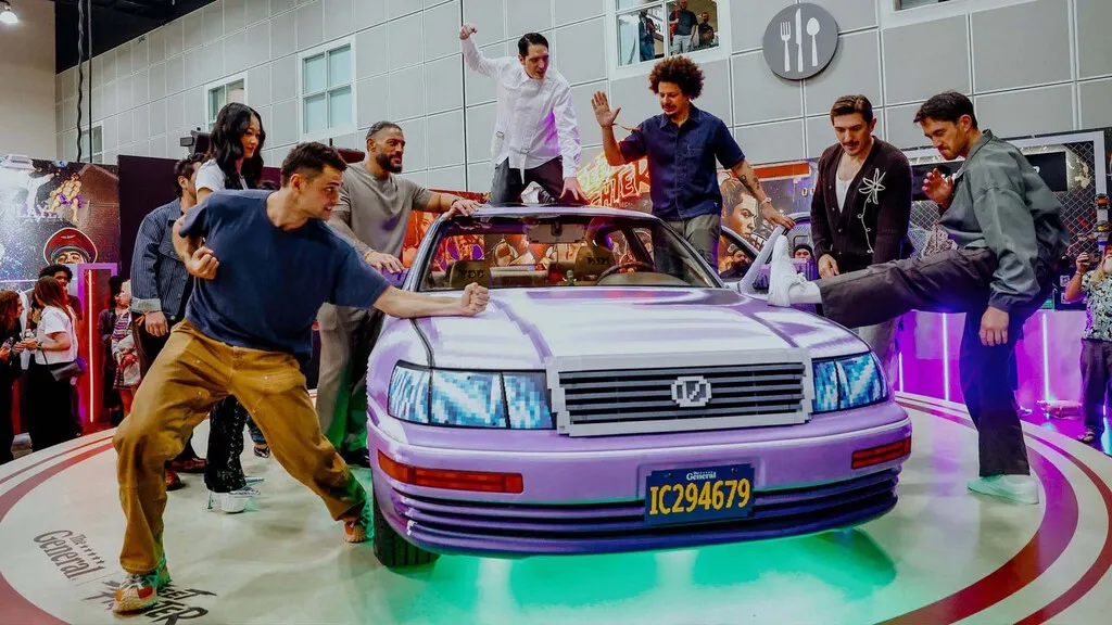El Lexus que destrozabas a golpes en el videojuego 'Street Fighter' de 1991 ahora es real, y puede acabar en tu garaje