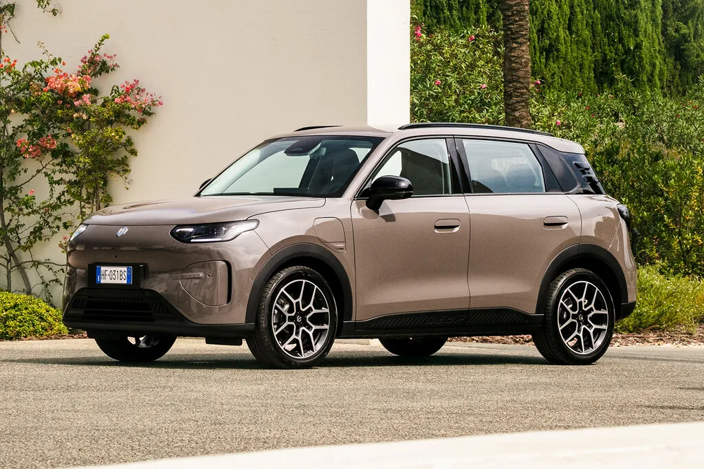 El nuevo Leapmotor B03X es el SUV eléctrico chino de Stellantis más barato que un BYD: cuesta menos de 24.000 euros