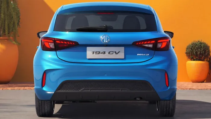 El Renault Clio de MG ya está en España y con 197 CV y sólo 4,4 litros de consumo no hay coche más barato y potente en 2026