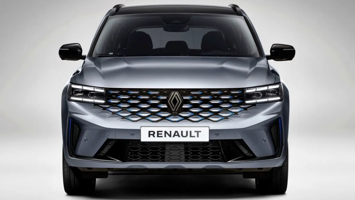 El todocamino de Renault, con 4x4 y un motor híbrido que hace 100 km antes de gastar gasolina, está basado en un SUV que llega a España