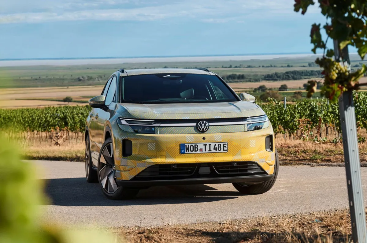 El Volkswagen Tiguan de 2027 ya está aquí, es mejor SUV que nunca y un muy duro rival para el Tesla Model Y