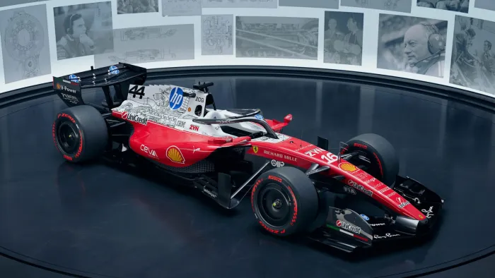 Estados Unidos se llena de colores especiales: Ferrari, Mercedes y Aston Martin renuevan sus monoplazas