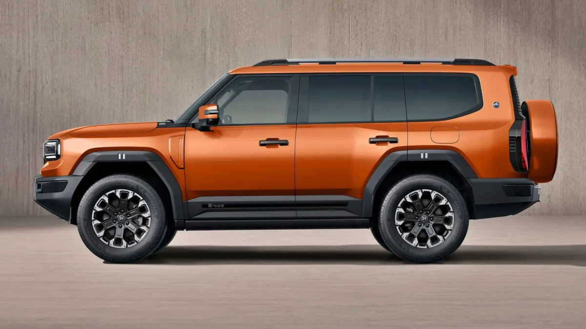 Europa metiendo con calzador eléctricos "baratos" de 300 km de autonomía mientras China se saca de la manga un brutal 4x4 que hace 200 km antes de empezar a gastar gasolina