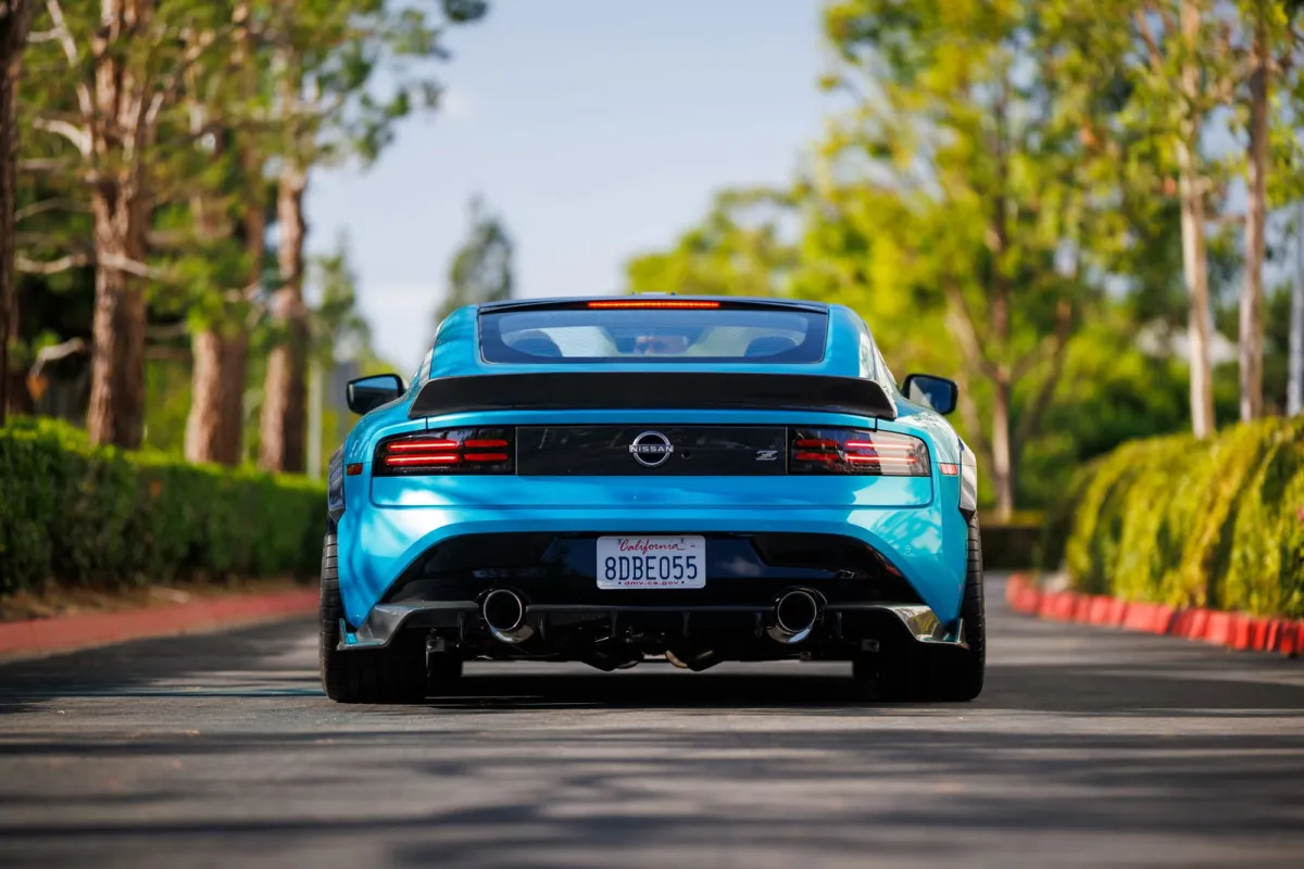 Europa y su anticontaminación repudió tener este coche, pero ahora va Nissan Norteamérica y saca una edición tunera que mejora su motor gasolina V6 biturbo