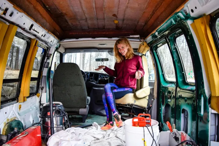 Hay algo más importante que los accesorios de una camper: aislarla del ruido, el frío y el calor. Y estos errores pueden arruinar una camperización