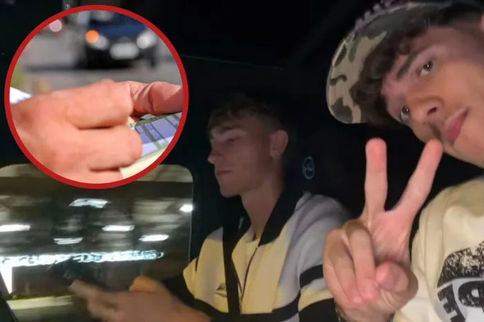 Huijsen podría perder 6 puntos del carnet por usar el móvil en el coche, aunque estuviera parado. Lo dice la DGT