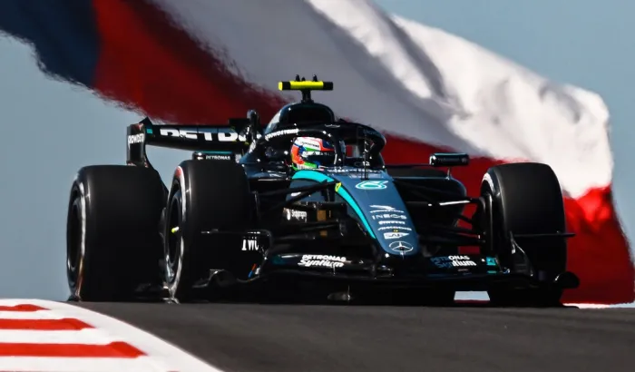 Kimi Antonelli bate a Max Verstappen por la pole de Texas y Fernando Alonso roza su mejor clasificación del año