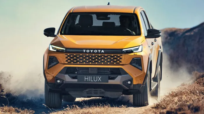Llega a España la Toyota Hilux de 2027, el todoterreno por el que merece la pena esperar es 20.000 € más barato que el Land Cruiser