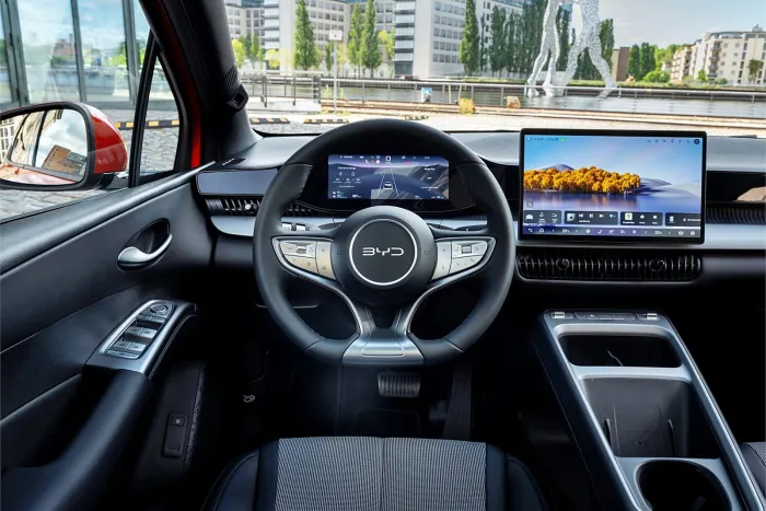 Lo que parecía imposible hace unos años, está pasando: BYD ya vende más coches que Ford en Europa entera