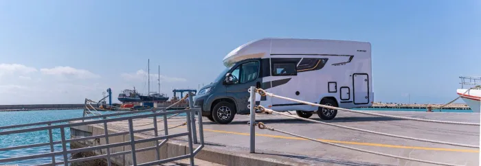 Lo último de Benimar cabe en 6,3 metros y es perfecta para estrenarse: compacta, muy equipada y a precio de camper