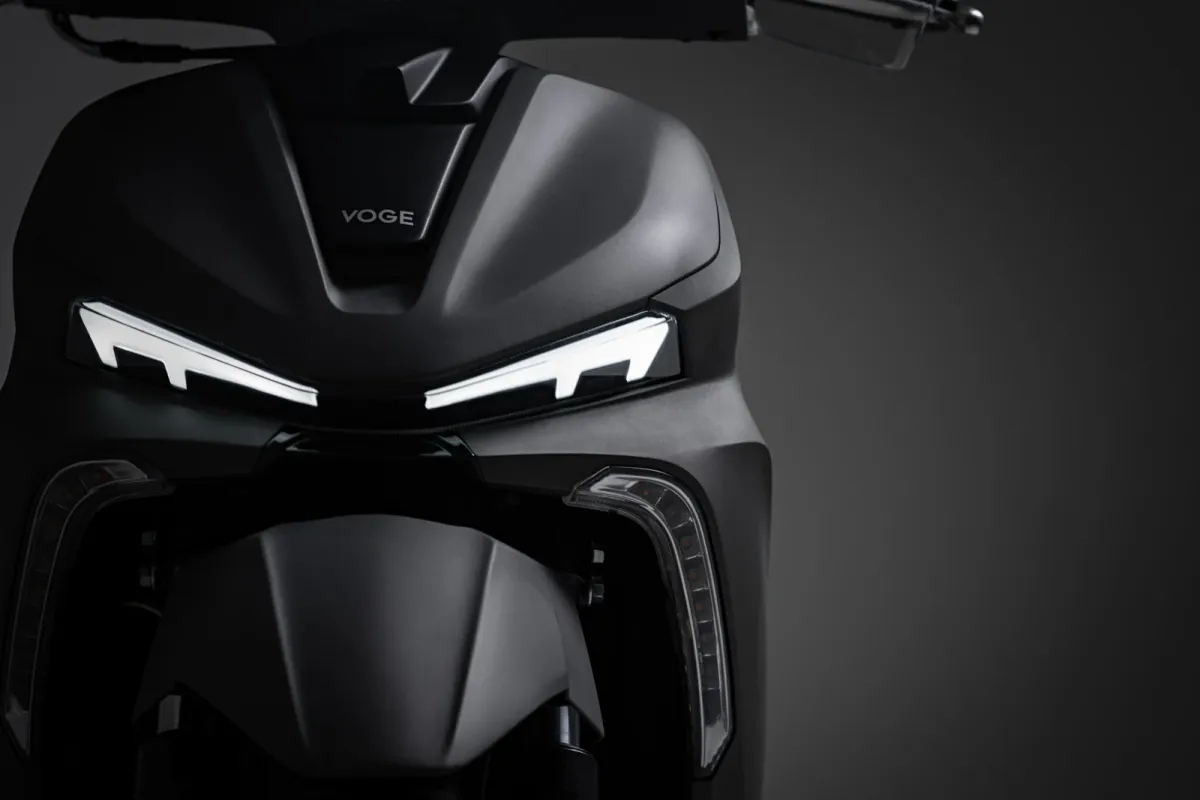 Lo último de Voge llega en formato scooter con un motor 4v más potente, más dotación y por menos de 3.000 €