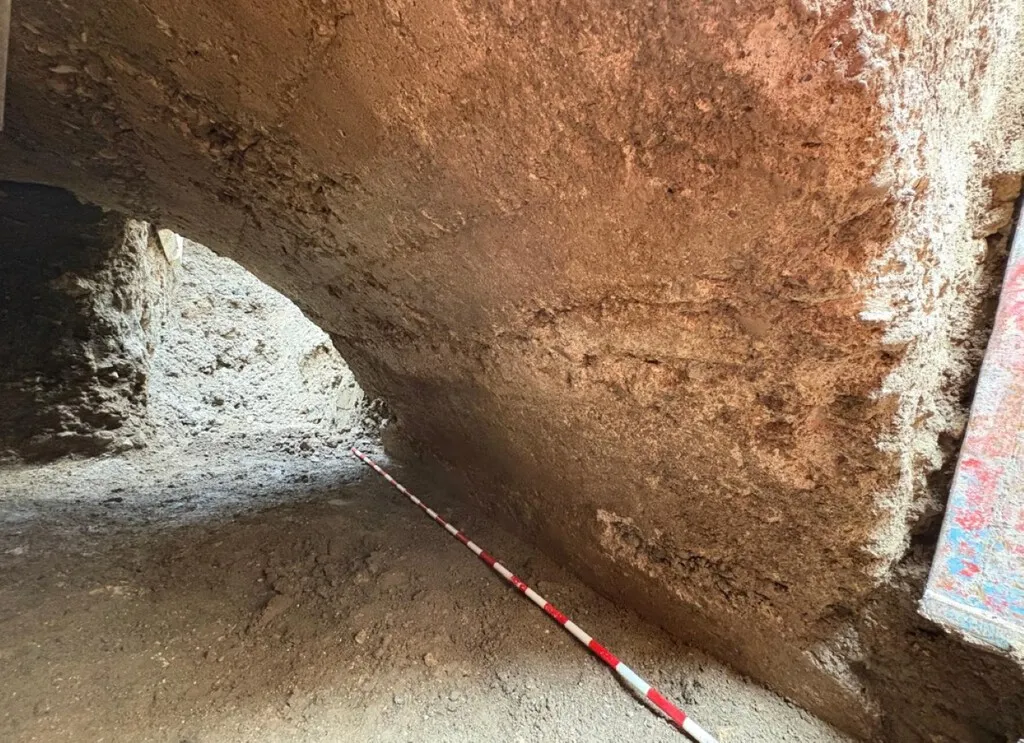 Los arqueólogos han descubierto cuatro metros debajo de Zaragoza un puente romano que puede cambiar para siempre el mapa de la ciudad