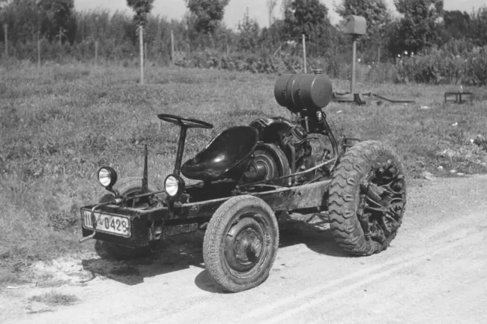 Los 'narices rojas' nacieron porque Hitler pidió a Porsche un tractor para el pueblo. Fue un éxito que terminó en manos de Renault