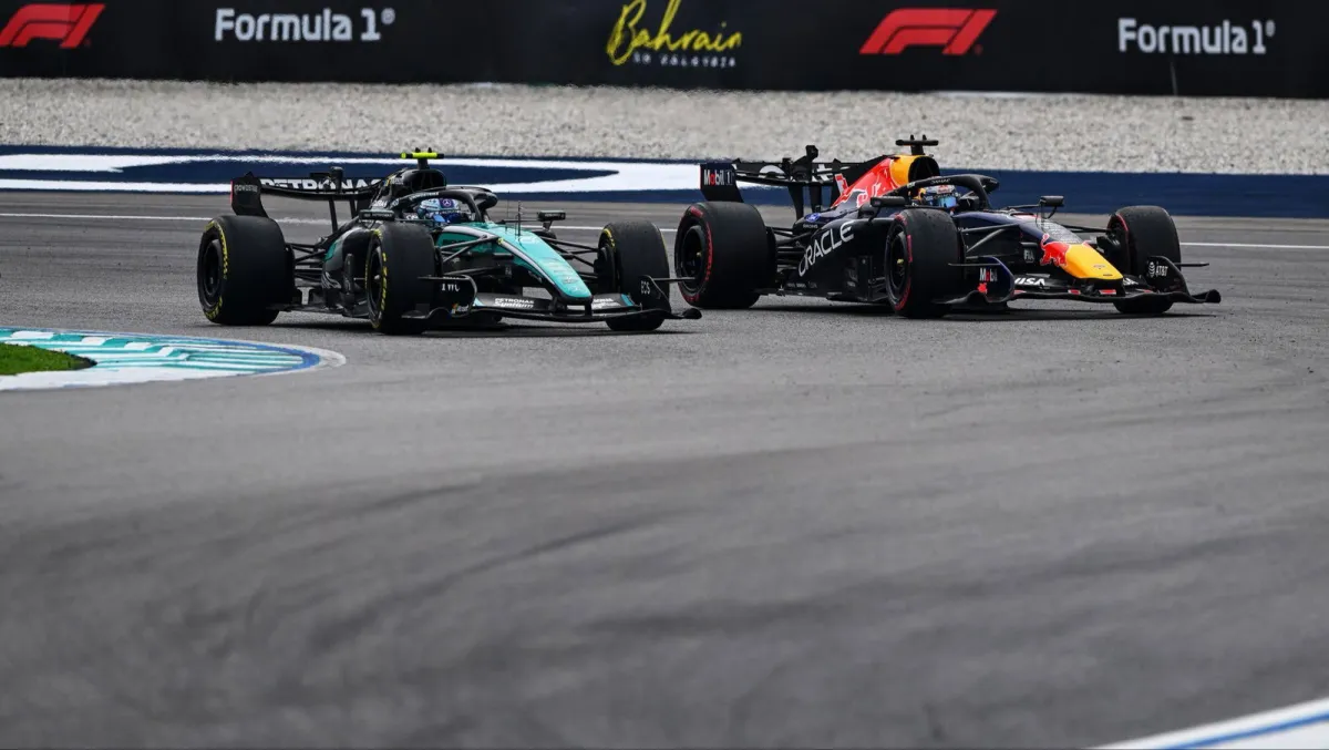 Max Verstappen estrena su casillero en 2026 en un Gran Premio tan vibrante como vergonzoso
