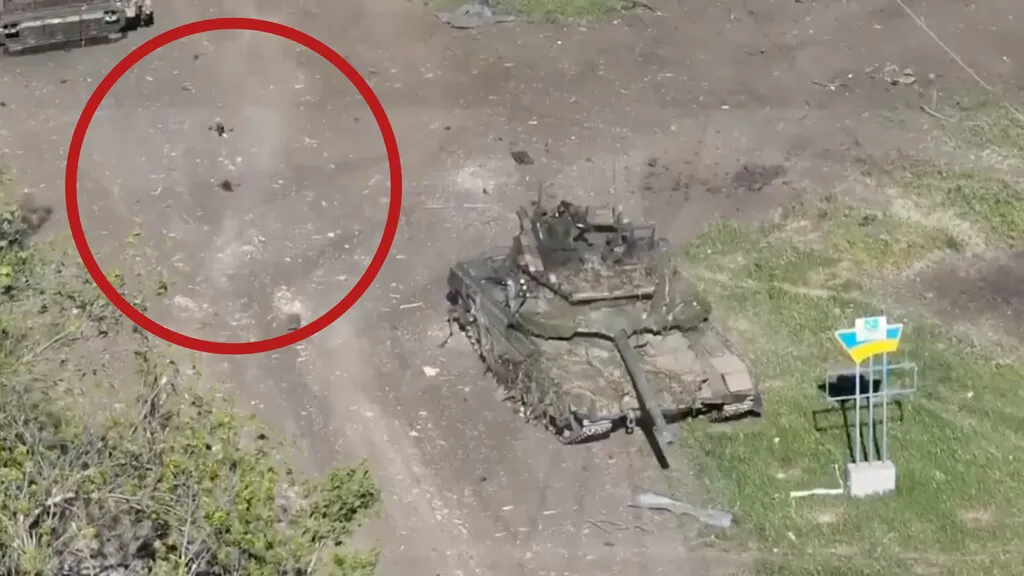 Ni cazas ni misiles: así destruyen tres drones ucranianos "de juguete" que valen 500 dólares un tanque ruso de 4,5 millones