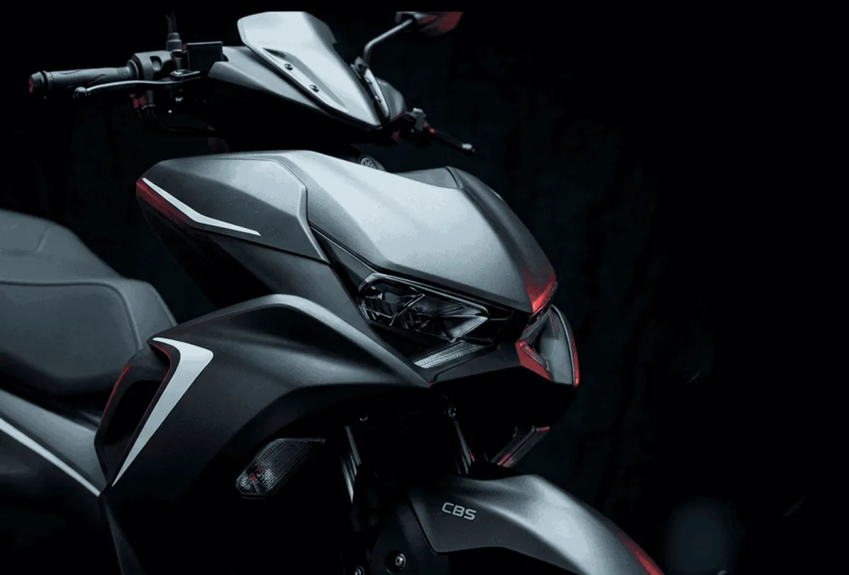 Olvídate de gastar 3.000 € en una 125, esta scooter deportiva cuesta 1.990 € y viene hasta con keyless y baúl trasero