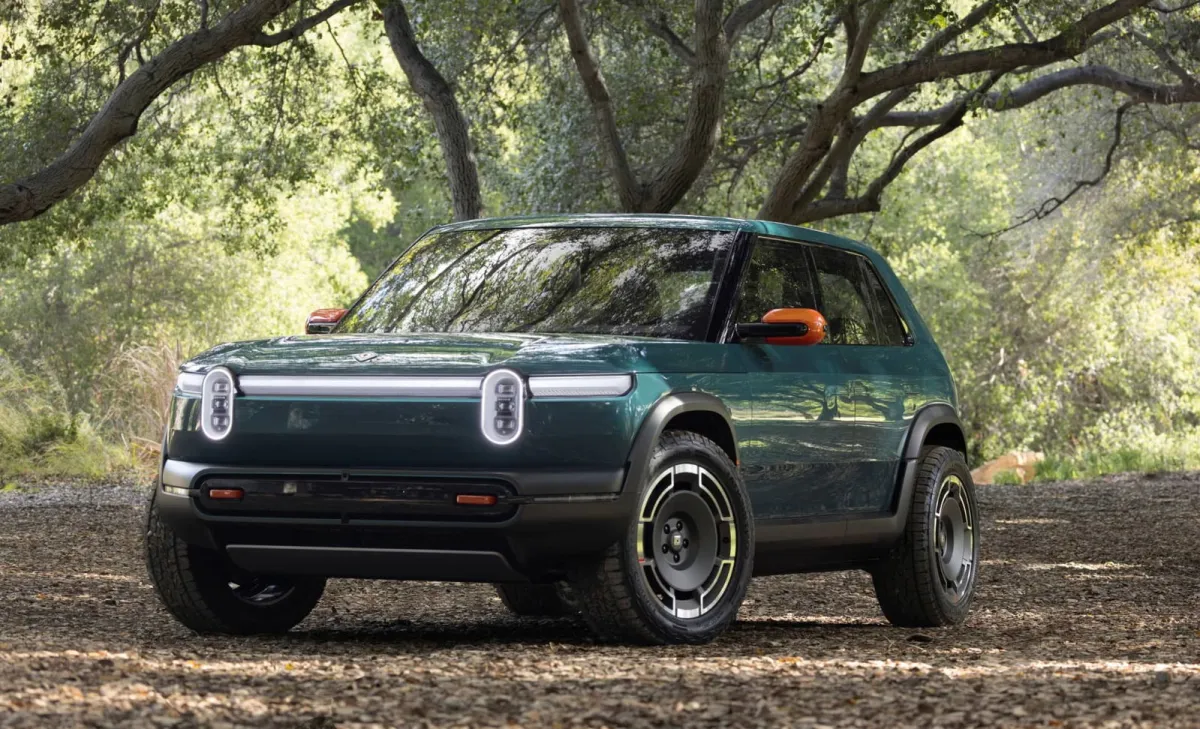 Parece la reinterpretación moderna del Lada Niva o el Golf Mk1, pero es el 4x4 barato que seguro arrasará en Europa