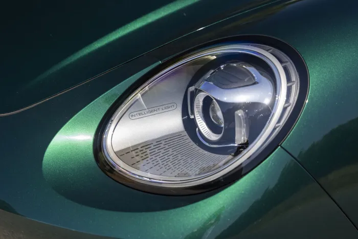 Por menos de 20.000 € ahora tienes un C-SUV de gasolina con 160 CV, caja automática y súper equipado, todo un chollazo perfecto para las familias