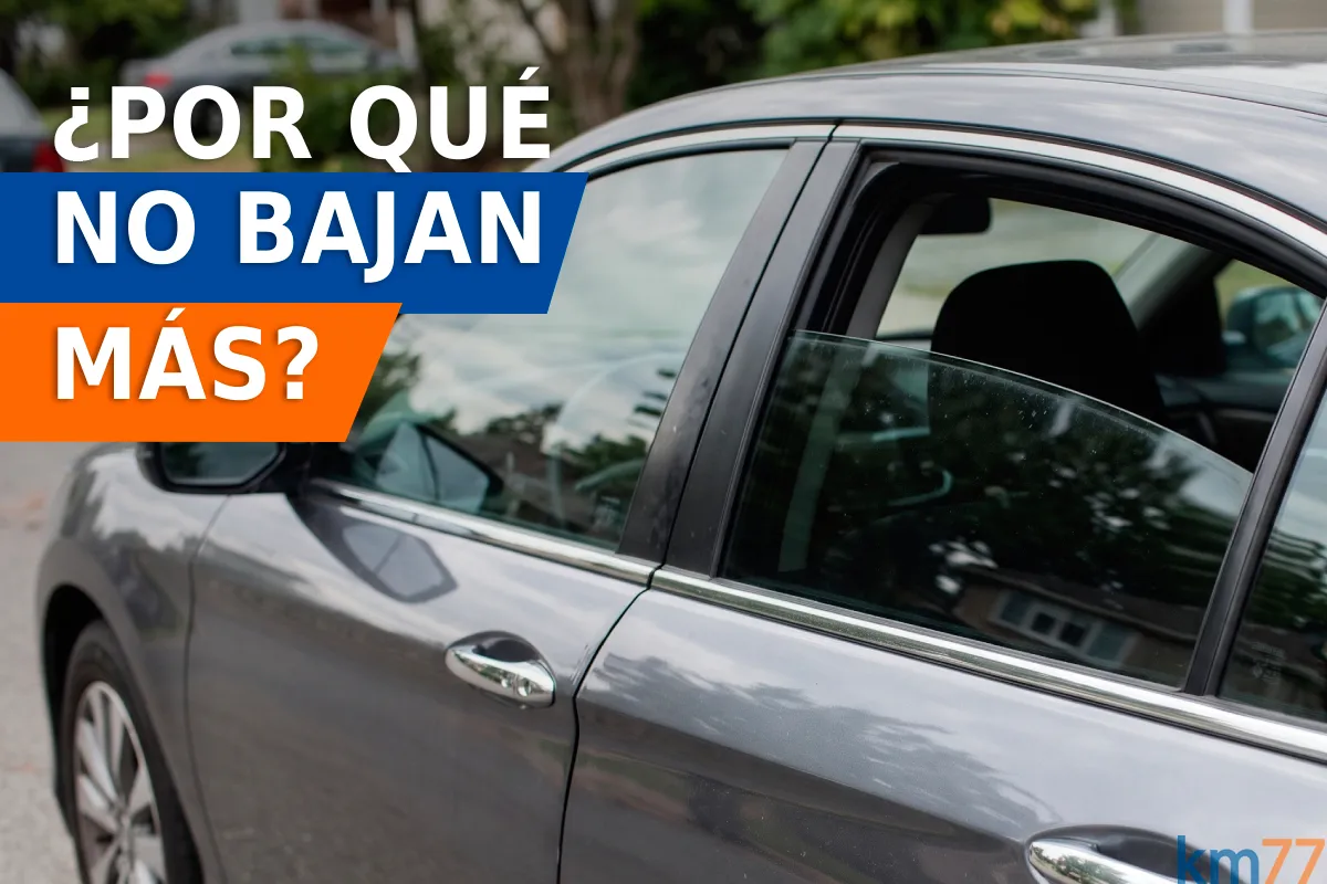 Por qué los cristales traseros de muchos coches no bajan del todo