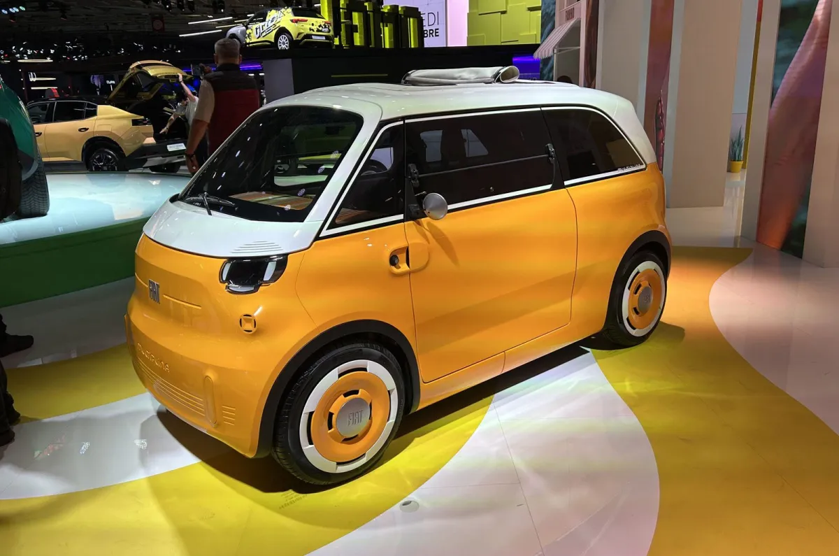 Tiene 4 ruedas y 4 plazas, el nuevo Multiplina de Fiat no es un coche, y con precio de moto puede ser la estrella de 2027