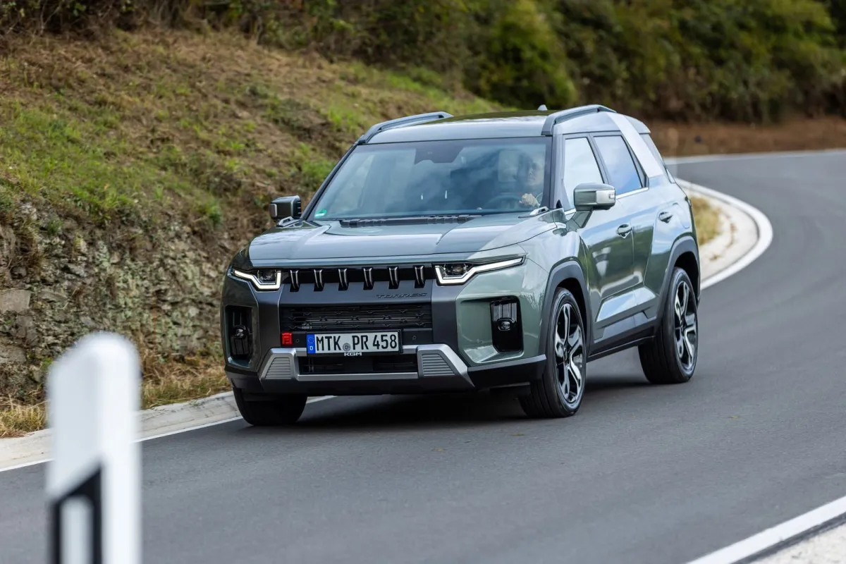 Todo sobre la gama Torres de KGM, parece un todoterreno, pero es un SUV con un maletero enorme y precio de derribo