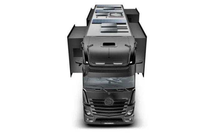 Un camión camper de lujo para jugar al GTA VI sin que te molesten, con motor diésel Mercedes 12.8L e interior de suite presidencial (30m2)