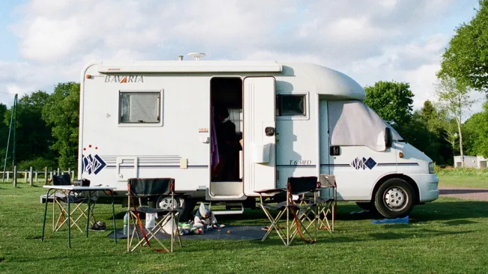 Una pareja de jubilados vende su autocaravana tras solo dos viajes:  "Parecía perfecta hasta que la usamos"