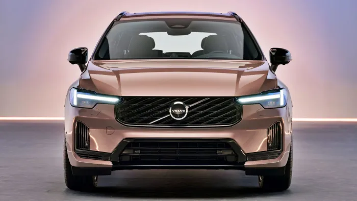 Volvo pasa de ganar 5.800 millones de coronas a perder 3.700 y recortará 2.500 empleos
