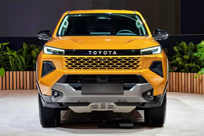 Ya tiene precio en España la Toyota Hilux de 2027, la alternativa barata al Land Cruiser como todoterreno de Toyota, con motor diésel o eléctrica